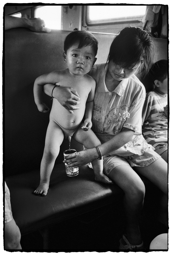 Photography courses and workshops - Wang Fuchun "Chinese People on the Train" (9)